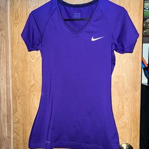 NWOT Nike Pro Women’s Fitted Dry Fit V-Neck